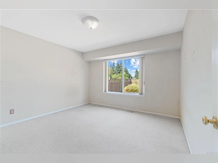 3908 Uplands Drive, Nanaimo, BC, V9T 4H1 - 11