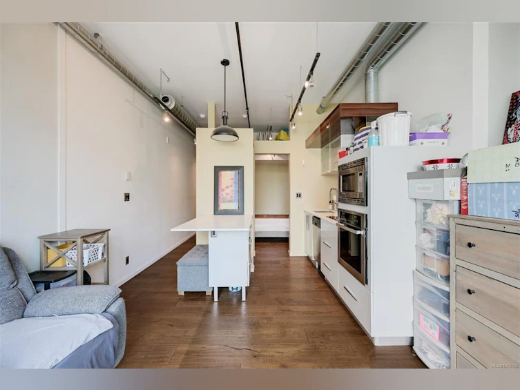 523-1029 View Street, Victoria, BC, V8V 0C9 - 10