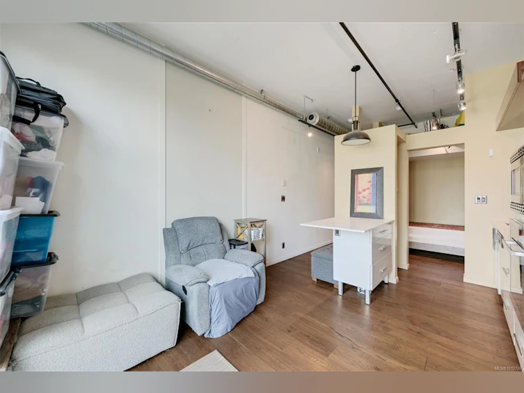 523-1029 View Street, Victoria, BC, V8V 0C9 - 8