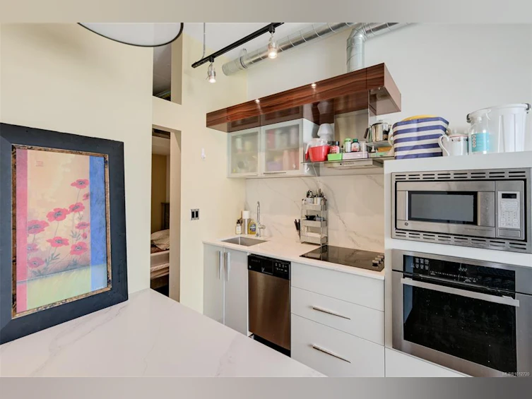 523-1029 View Street, Victoria, BC, V8V 0C9 - 17
