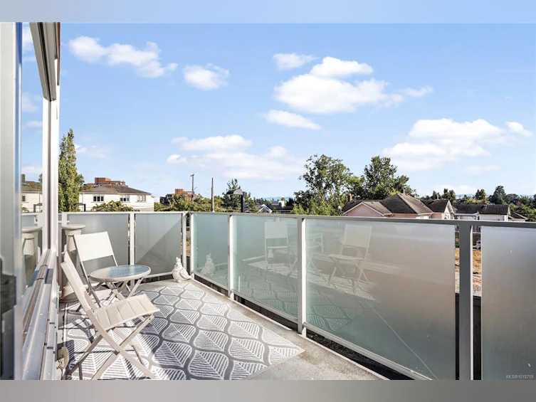 1-2830 Irma Street, Victoria, BC, V9A 1S2 - 8