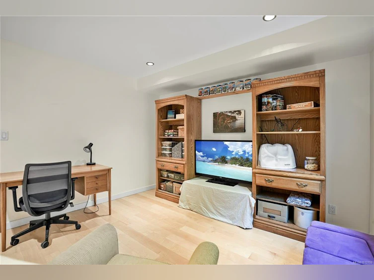 1-2830 Irma Street, Victoria, BC, V9A 1S2 - 18