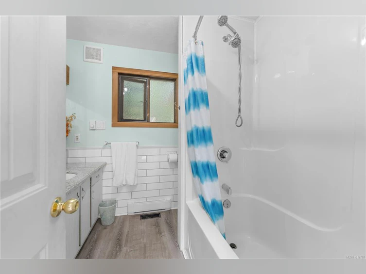 451 Berry Point Road, Gabriola Island, BC, V0R 1X1 - 33