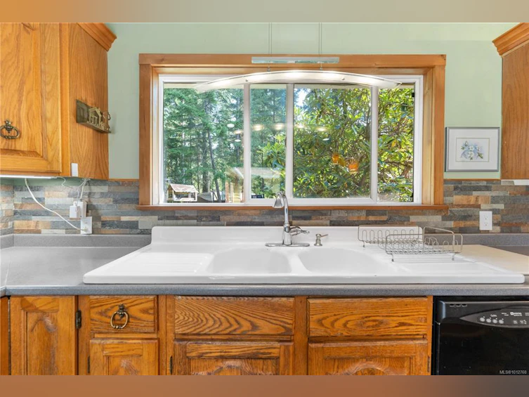 451 Berry Point Road, Gabriola Island, BC, V0R 1X1 - 10