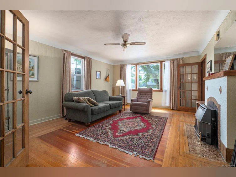 612 Fourth Street, Nanaimo, BC, V9R 1T7 - 4