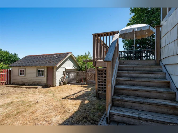 612 Fourth Street, Nanaimo, BC, V9R 1T7 - 31