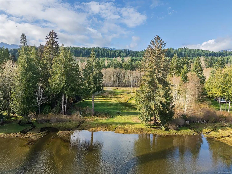 8460 Penny Lane, Fanny Bay, BC, V0R 1W0 - 15