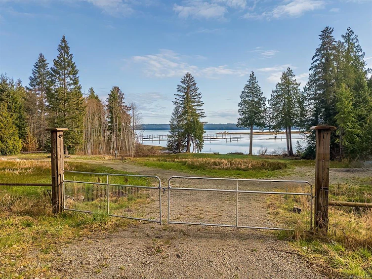 8460 Penny Lane, Fanny Bay, BC, V0R 1W0 - 23