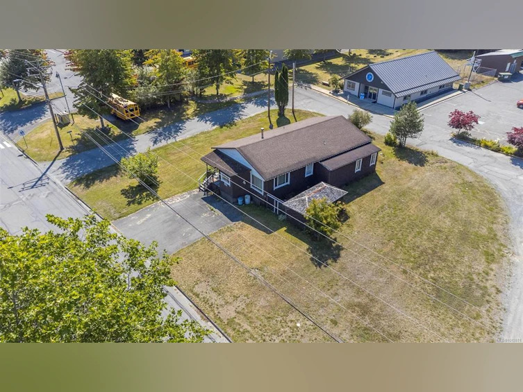 670 Kelsey Way, Kelsey Bay/Sayward, BC, V0P 1R0 - 40