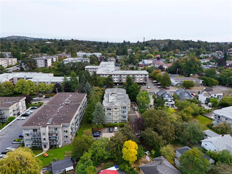 403-3230 Glasgow Avenue, Saanich, BC, V8X 1M2 - 21
