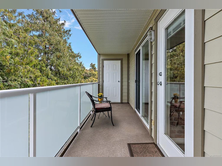 403-3230 Glasgow Avenue, Saanich, BC, V8X 1M2 - 19