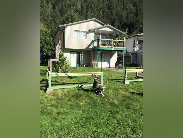 543 N Maquinna Drive, Tahsis-Zeballos, BC, V0P 1X0 - 25