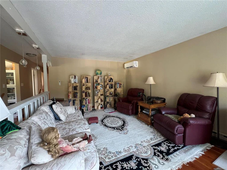 543 N Maquinna Drive, Tahsis-Zeballos, BC, V0P 1X0 - 5