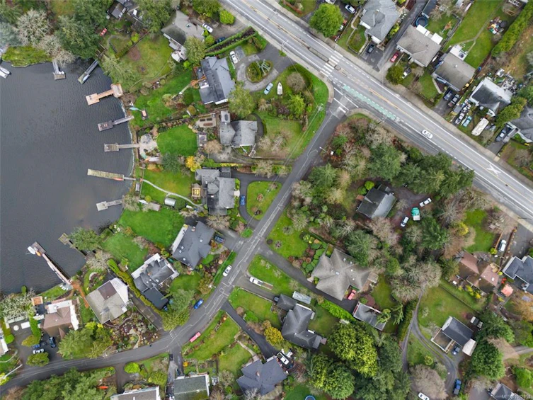 2895 Murray Drive, Saanich, BC, V9A 2S6 - 3