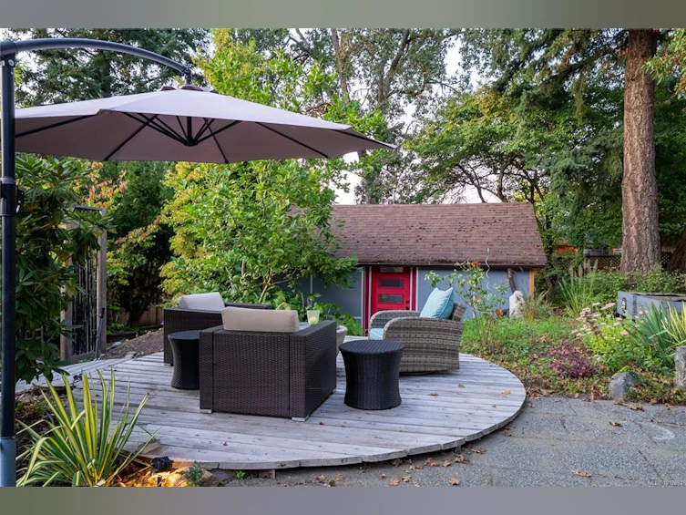1376 Craigflower Road, Esquimalt, BC, V9A 2Y7 - 21