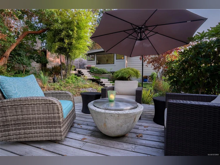 1376 Craigflower Road, Esquimalt, BC, V9A 2Y7 - 22