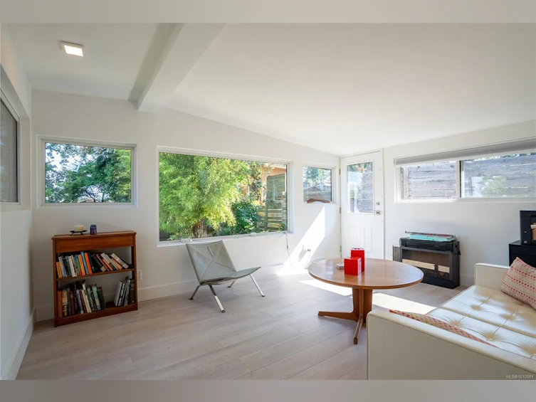 1376 Craigflower Road, Esquimalt, BC, V9A 2Y7 - 10