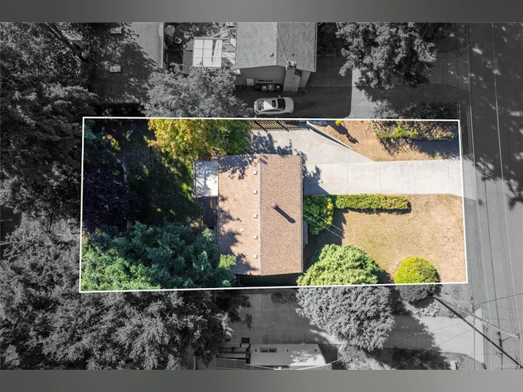 3731 Caldwell Street, Nanaimo, BC, V9T 3X5 - 2