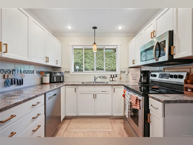 23-2771 Spencer Road, Langford, BC, V9B 4E2 - 3