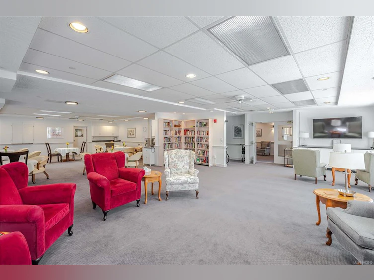 201-1070 Southgate Street, Victoria, BC, V8V 2Z2 - 26