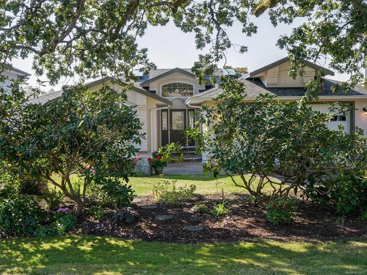 877 Beckwith Avenue, Saanich, BC, V8X 3S2 - 44