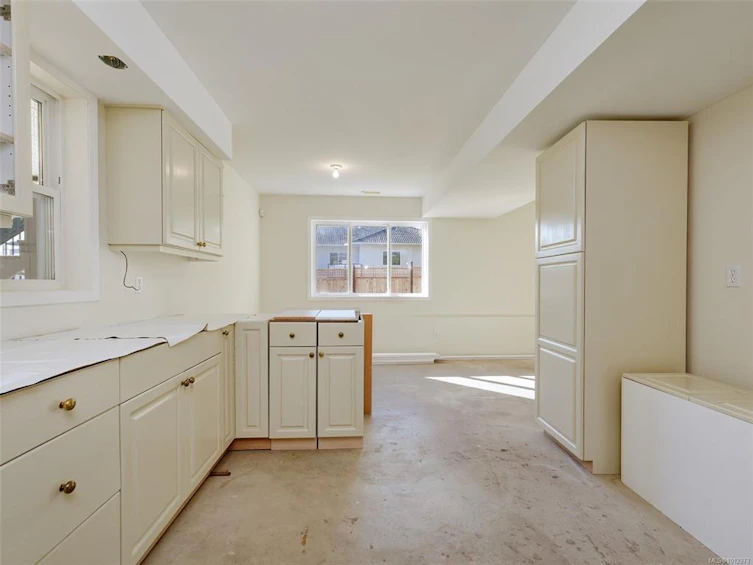 877 Beckwith Avenue, Saanich, BC, V8X 3S2 - 31