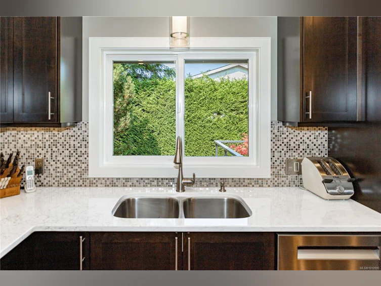 3922 Seaspray Drive, Campbell River, BC, V9H 1H9 - 16