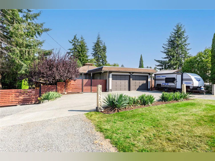 3922 Seaspray Drive, Campbell River, BC, V9H 1H9 - 2