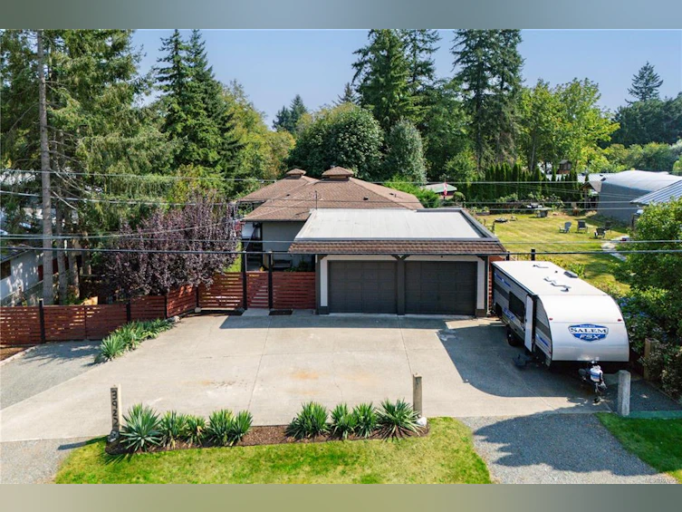 3922 Seaspray Drive, Campbell River, BC, V9H 1H9