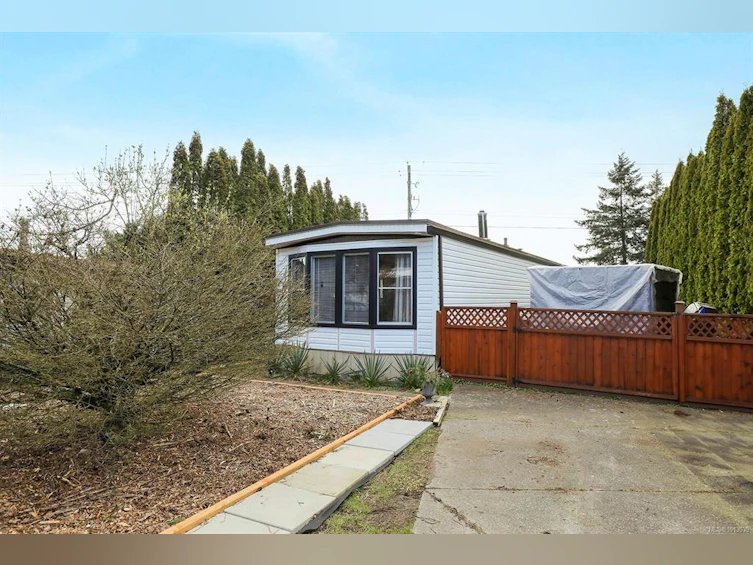 2095 Pemberton Place, Comox, BC, V9M 3P8 - 3