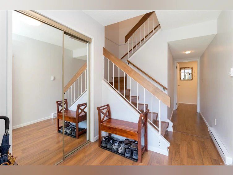 7-2020 White Birch Road, Sidney, BC, V8L 2R1 - 3