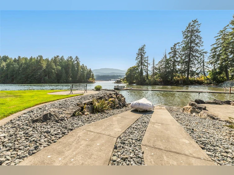 4718/4720 Shell Beach Road, Ladysmith, BC, V9G 1L7 - 40