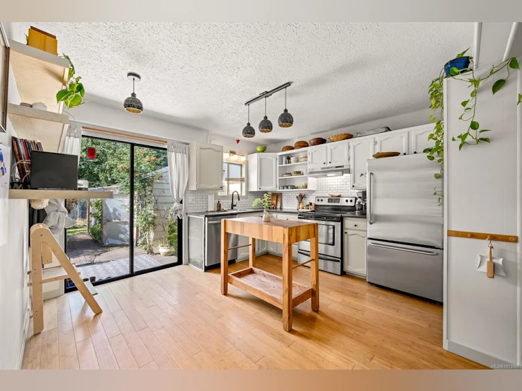 1261 14th Street, Courtenay, BC, V9N 1X1 - 19