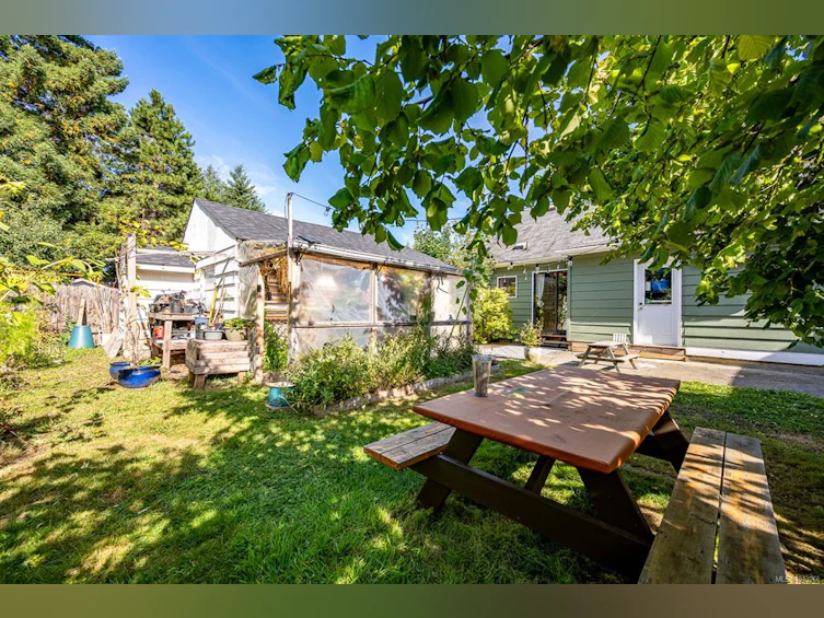 1261 14th Street, Courtenay, BC, V9N 1X1 - 47