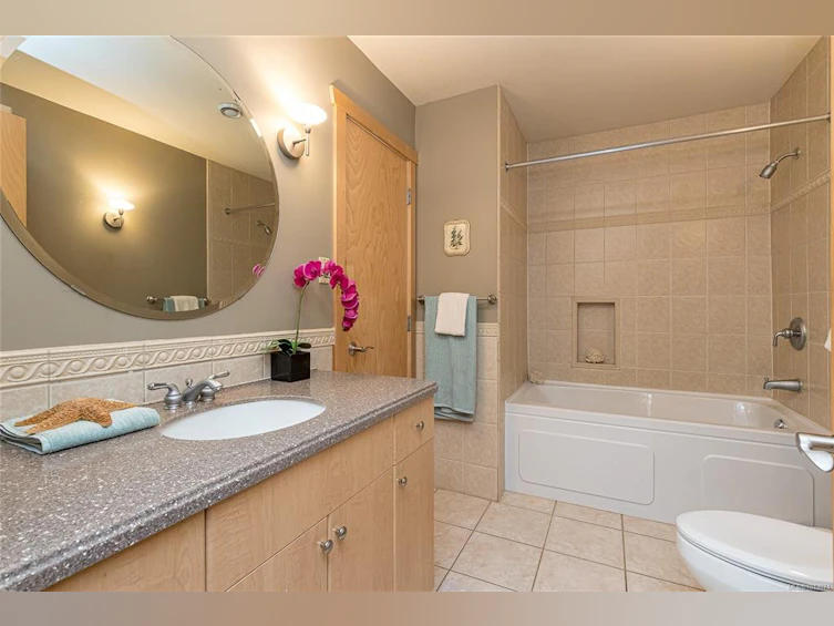 18-2020 White Birch Road, Sidney, BC, V8R 2R1 - 19