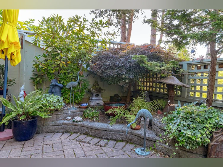18-2020 White Birch Road, Sidney, BC, V8R 2R1 - 38