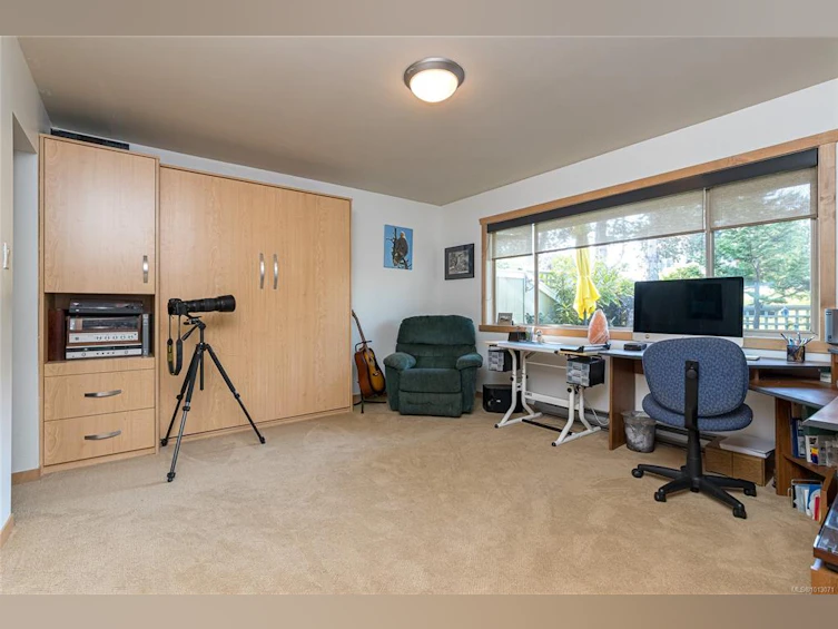 18-2020 White Birch Road, Sidney, BC, V8R 2R1 - 21