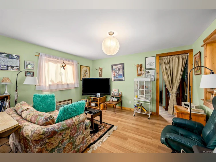 2983 Royston Road, Cumberland, BC, V0R 1S0 - 23