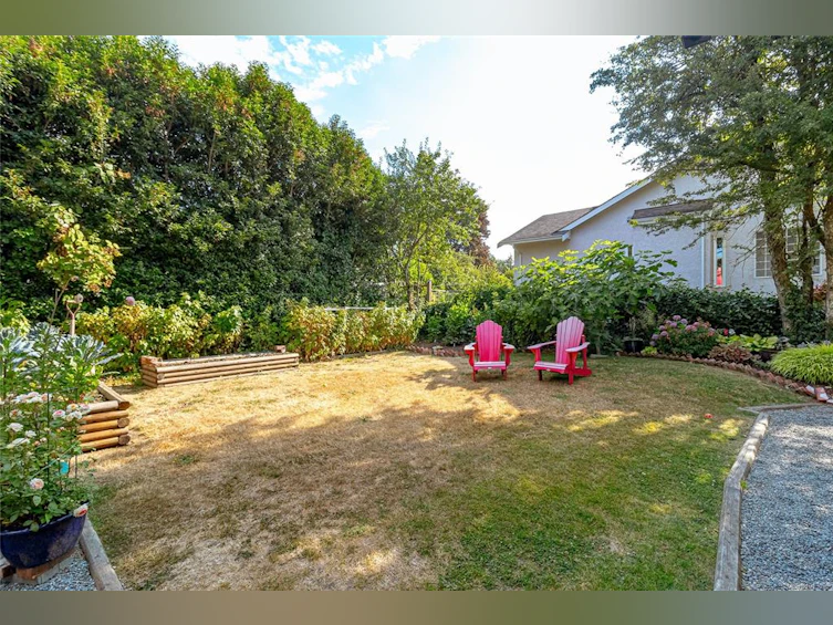 1092 Lucille Drive, Central Saanich, BC, V8M 1C8 - 50