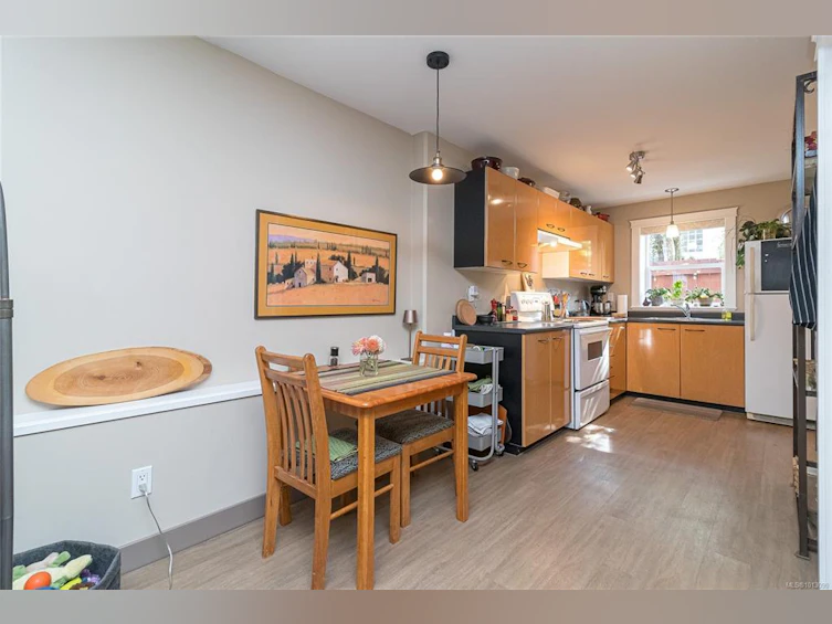 1092 Lucille Drive, Central Saanich, BC, V8M 1C8 - 38