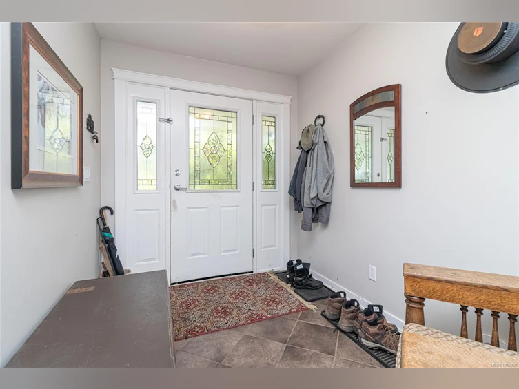 1092 Lucille Drive, Central Saanich, BC, V8M 1C8 - 8