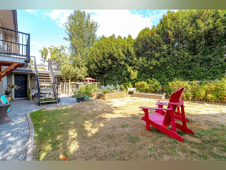 1092 Lucille Drive, Central Saanich, BC, V8M 1C8 - 51