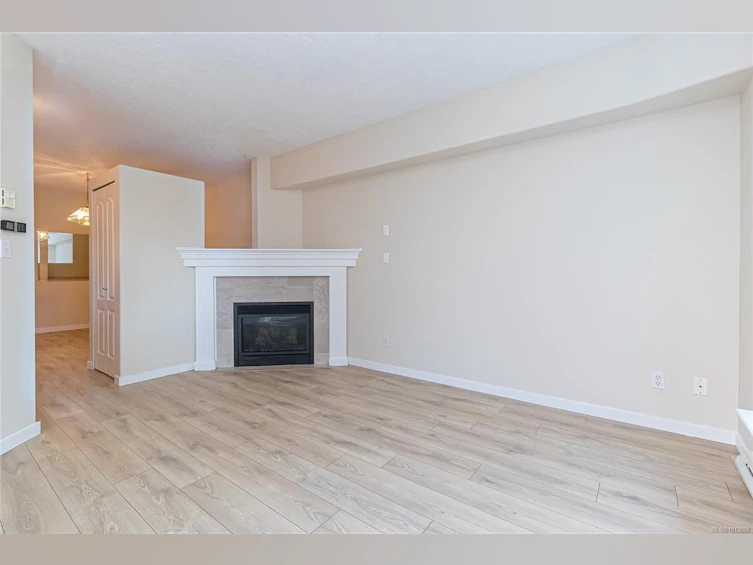 106-2250 James White Boulevard, Sidney, BC, V8L 1Z4 - 8
