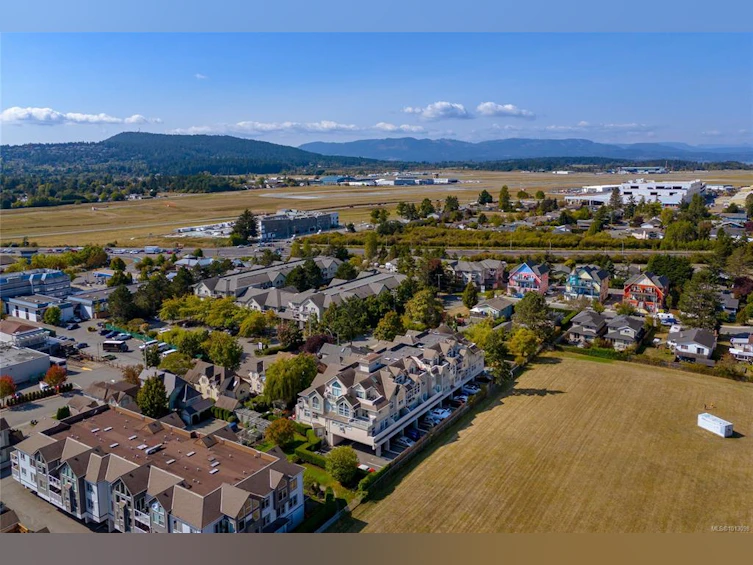 106-2250 James White Boulevard, Sidney, BC, V8L 1Z4 - 40