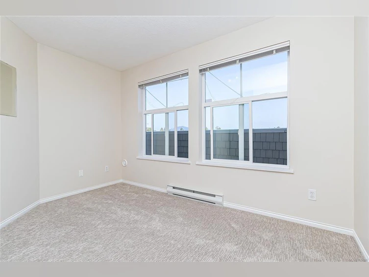 106-2250 James White Boulevard, Sidney, BC, V8L 1Z4 - 28