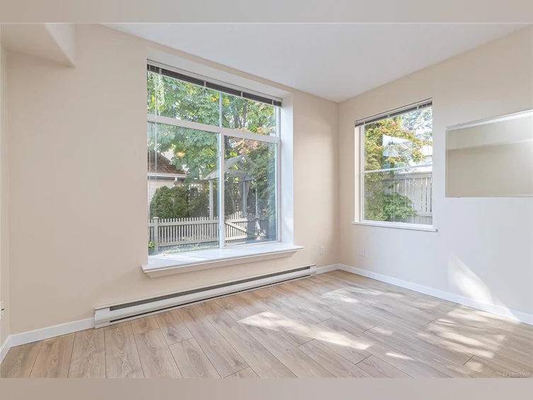 106-2250 James White Boulevard, Sidney, BC, V8L 1Z4 - 10
