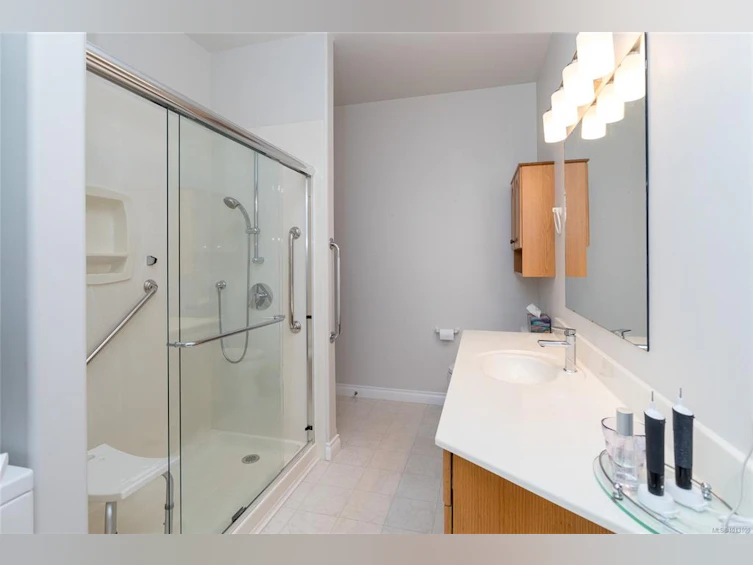 1-9903 Resthaven Drive, Sidney, BC, V8L 3E9 - 23