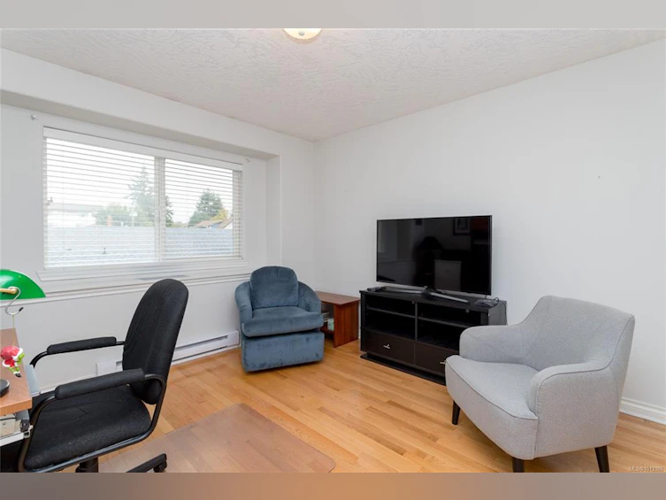 1-9903 Resthaven Drive, Sidney, BC, V8L 3E9 - 24
