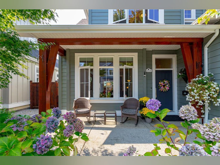 2019 Seawind Way, Sidney, BC, V8L 0C4 - 6