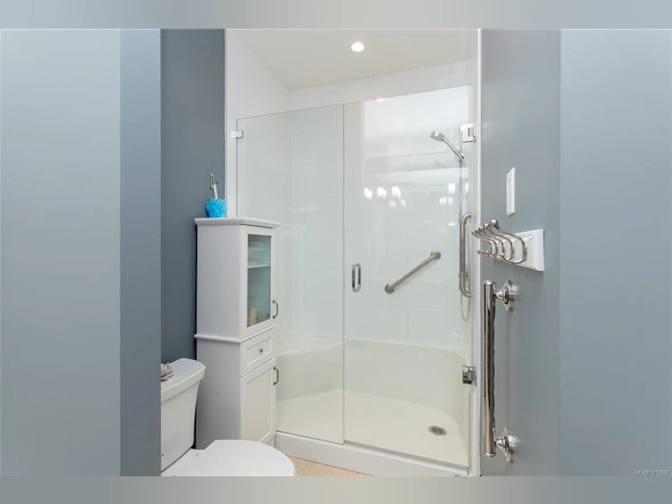 2019 Seawind Way, Sidney, BC, V8L 0C4 - 22
